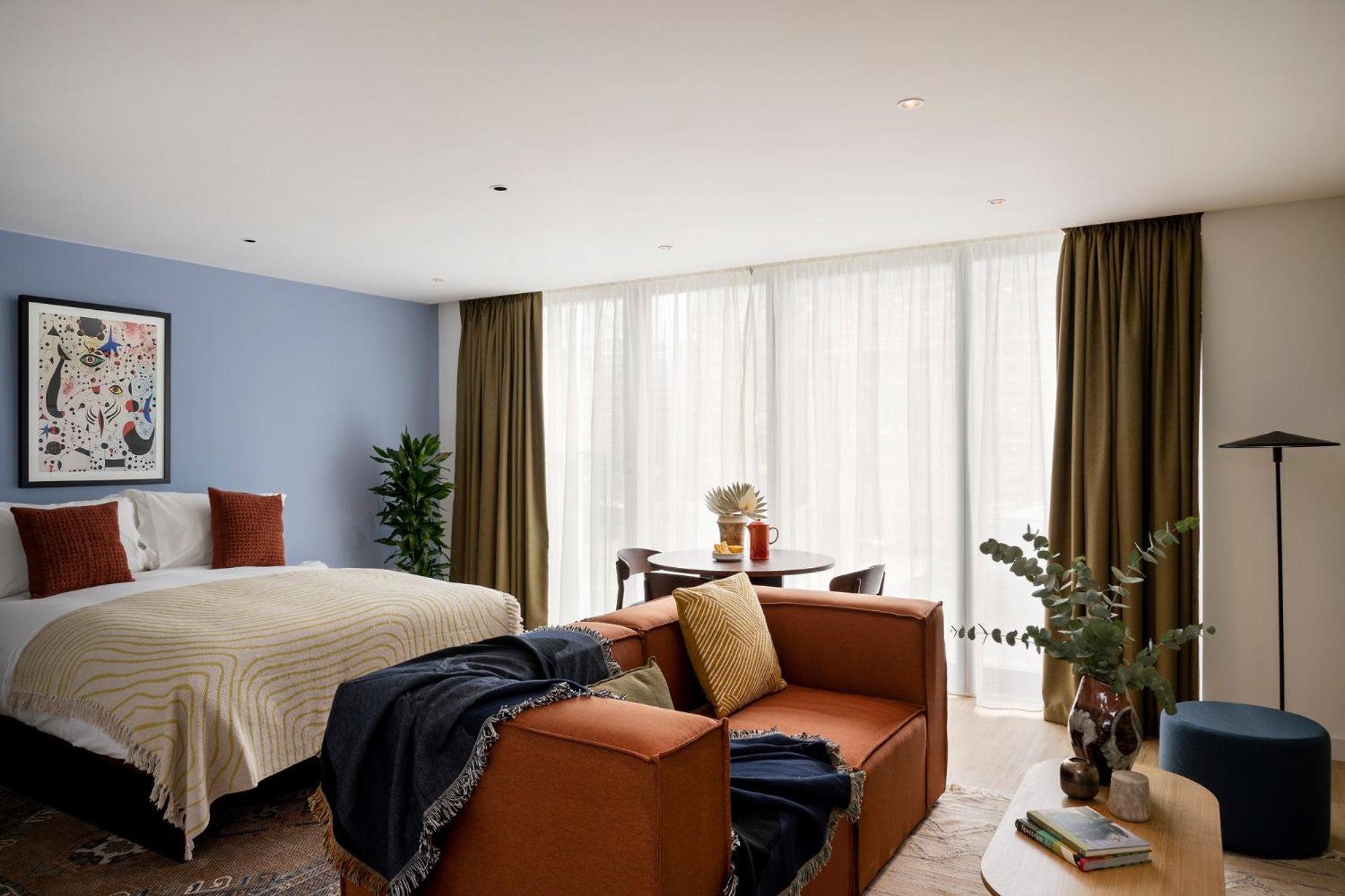 Cove Landmark Pinnacle London Bilik gambar